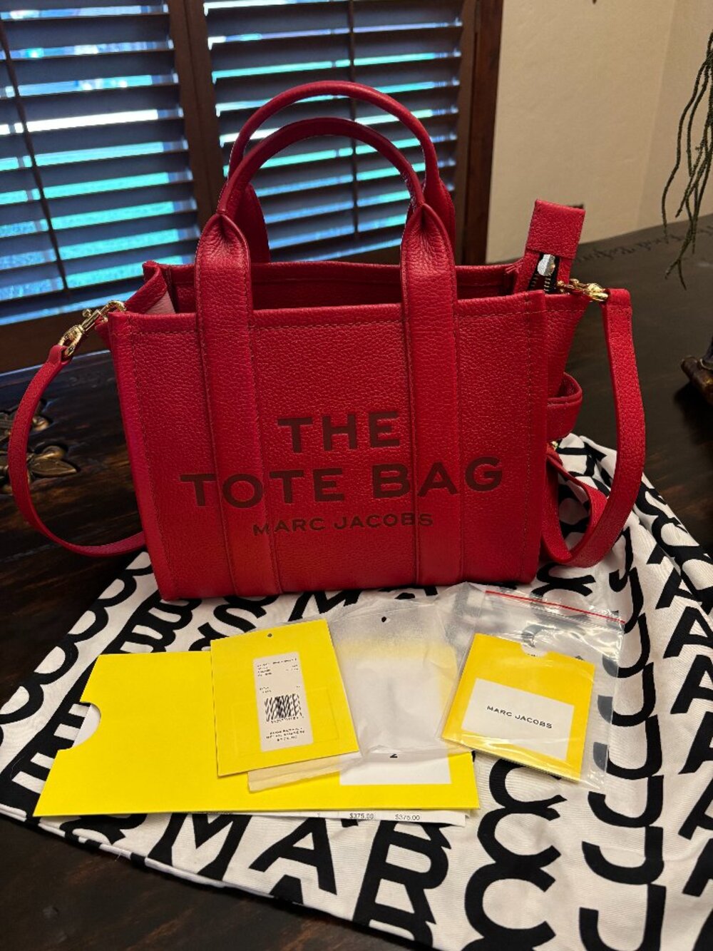 Marc Jacobs Tote Bag, small tote in red.